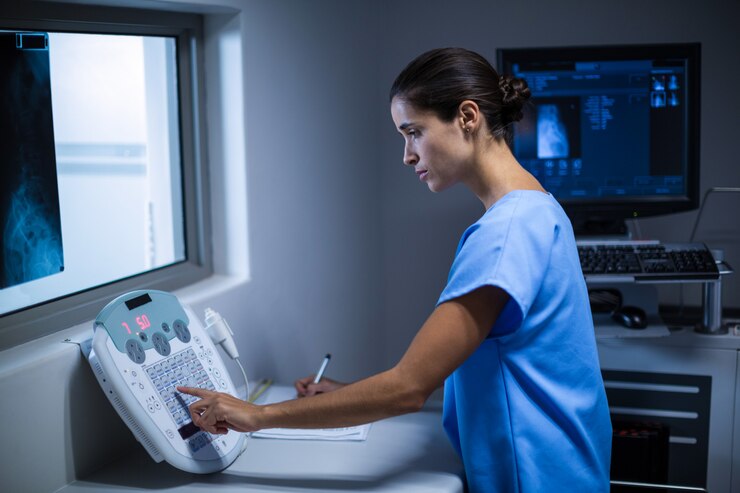 CT scans VS MRI technology